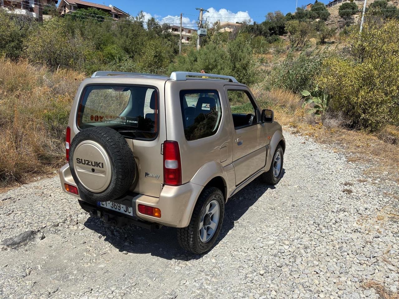 Suzuki Jimny 1.5 DDiS cat 4WD JLX