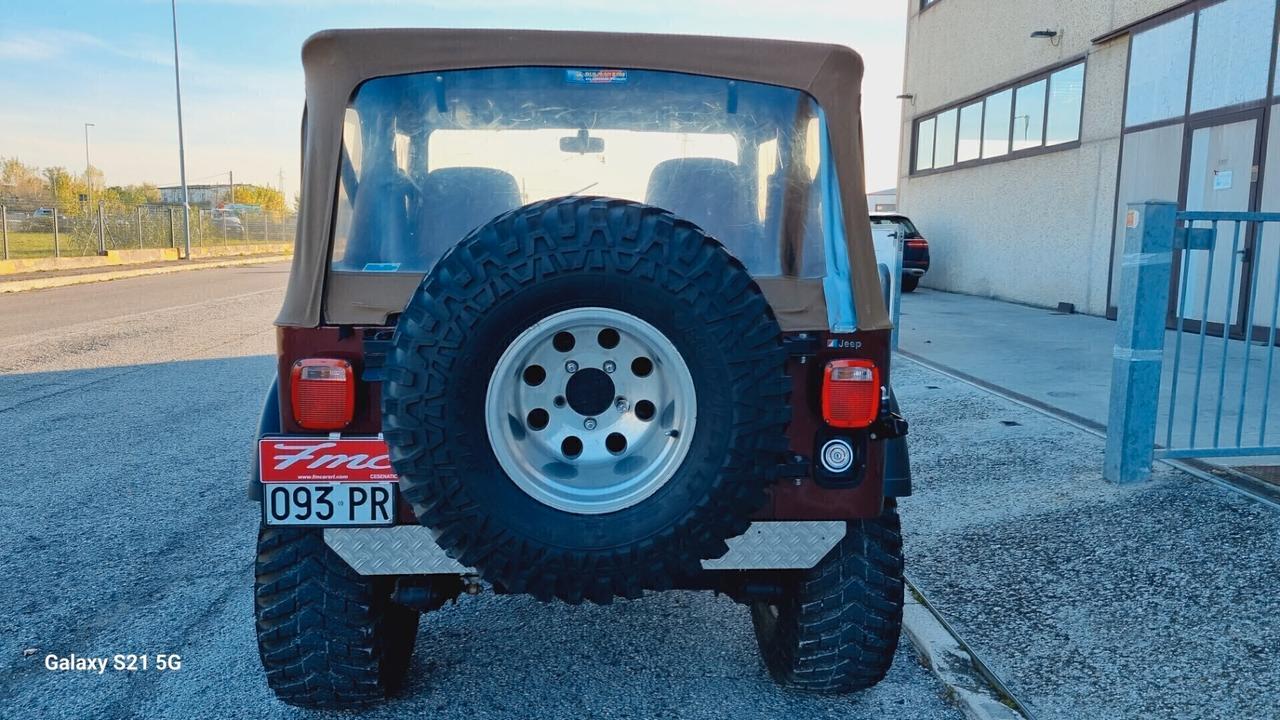 CJ7 RENEGADE V8 AMC 304