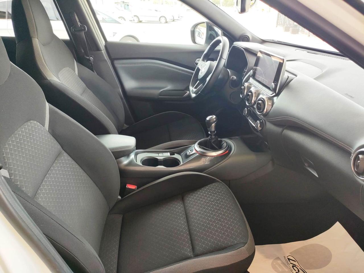Nissan Juke 1.0 DIG-T 117 CV N-Connecta