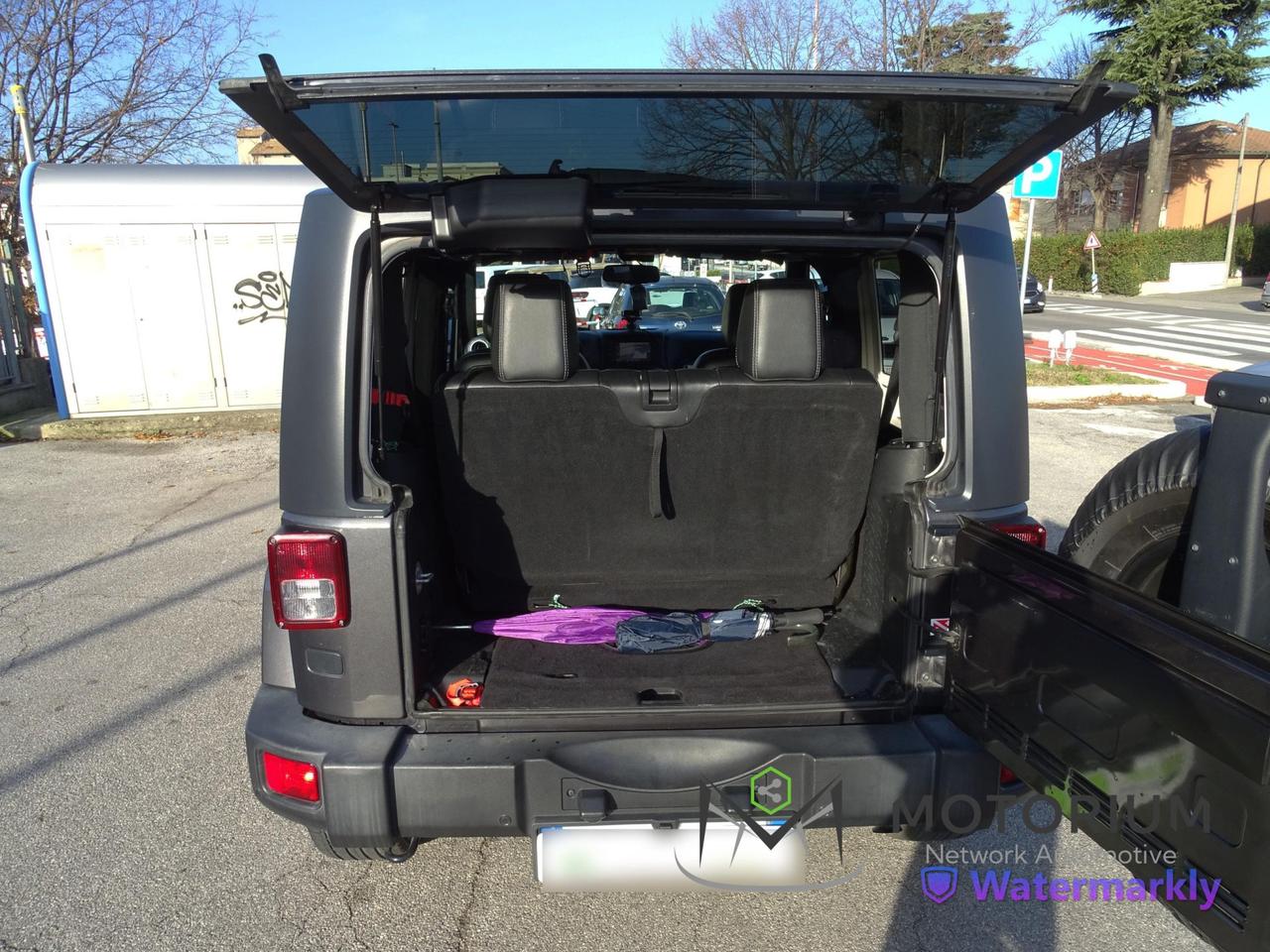 Jeep Wrangler 2.8 CRD DPF Sahara 4x4 automatic