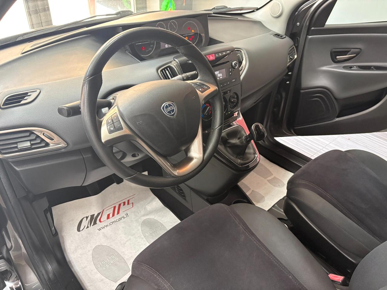 Lancia Ypsilon 1.3 MJT 95cv Gold ITALIANA Euro5