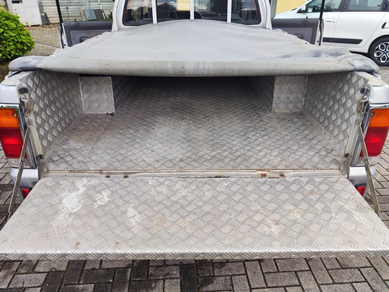 Mazda Pick Up 2500 4x4 doppia cabina
