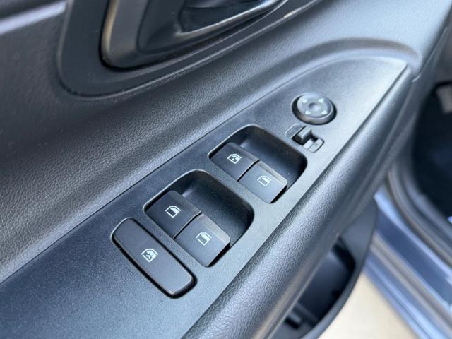 HYUNDAI i20 1.2 MPI CONNECTLINE+VIRTUAL+NAVI+RCAM+PDC