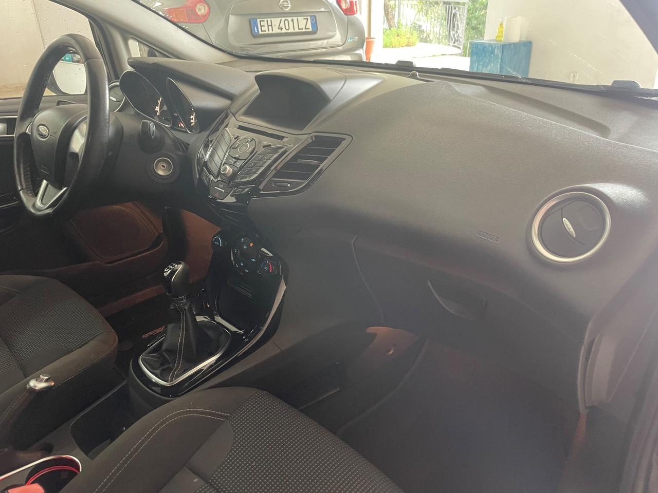 FORD FIESTA 1.5 TDCi 75CV 5 PORTE TITANIUM
