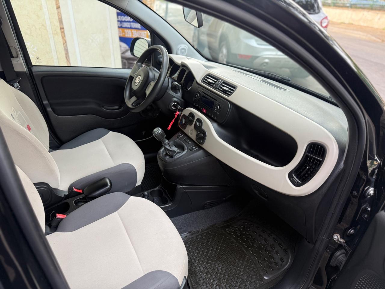 Fiat Panda 1.3 MJT S&S Lounge 75cv