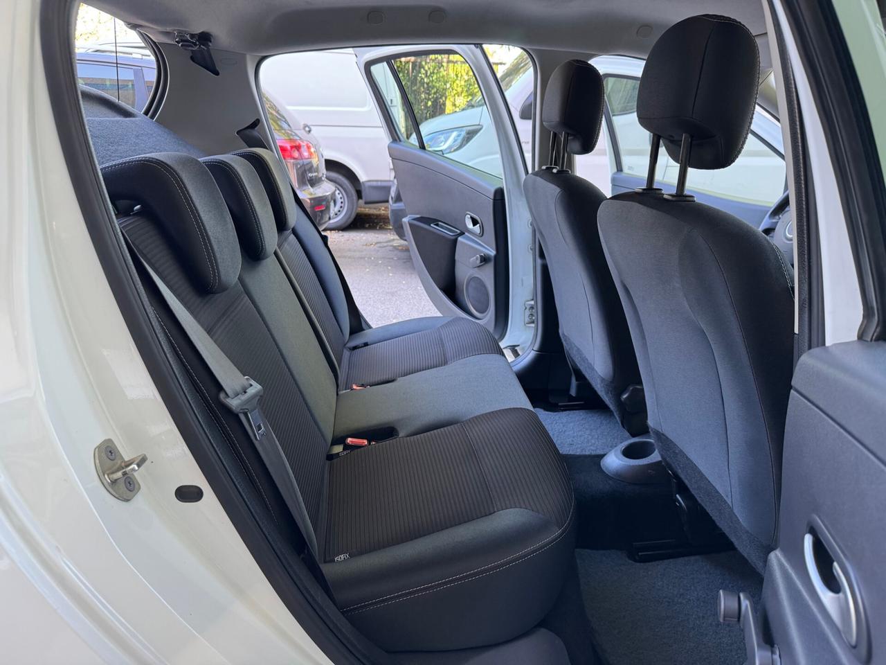 Renault Clio 1.2 16v 5P GPL 1Prop GARANZIA 24 MESI
