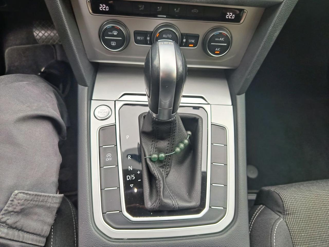 Volkswagen Passat Business 2.0 TDI #9251