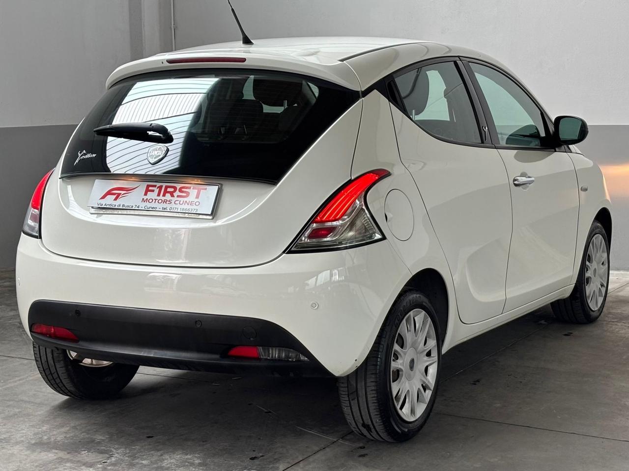 Lancia Ypsilon 1.2 69 CV Platinum