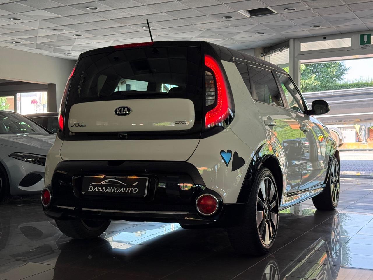 Kia Soul 1.6 crdi 16v Your 128cv AUTO ! NEOPATENTATI !!