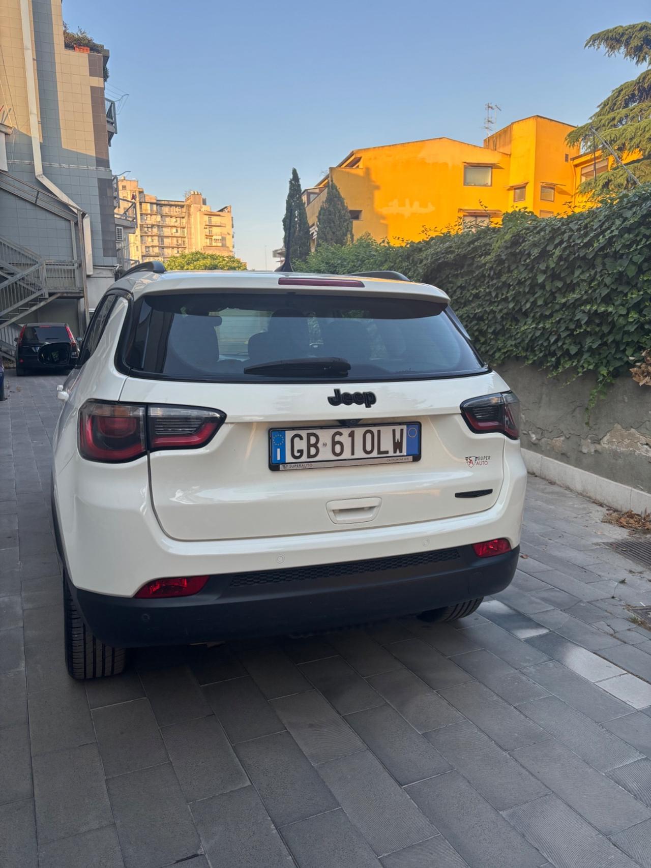 Jeep Compass 1.6 M-Jet Night Eagle 4X2