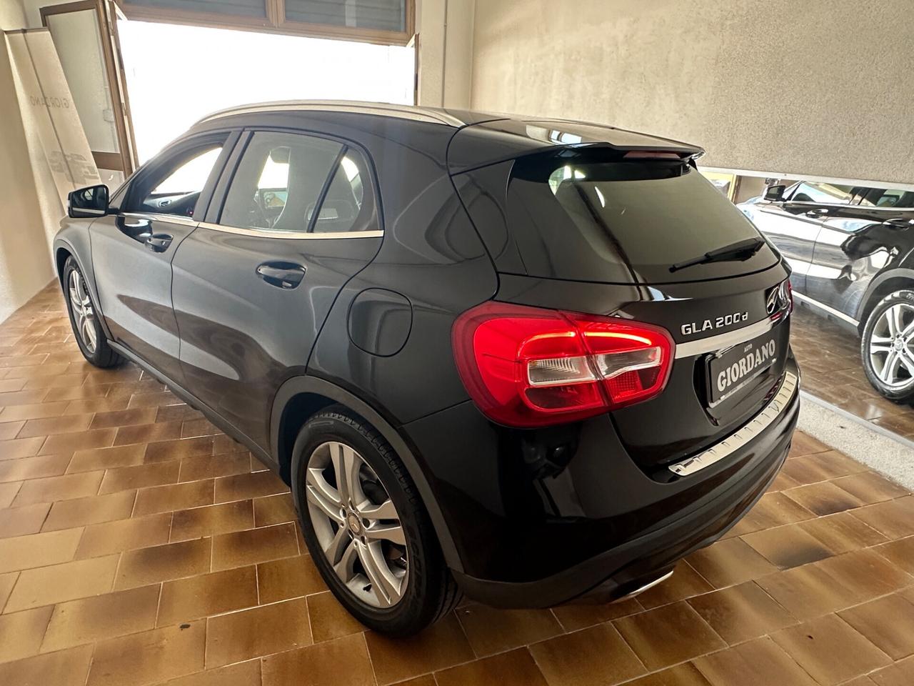 Mercedes-benz GLA 200 d 136 cv manuale