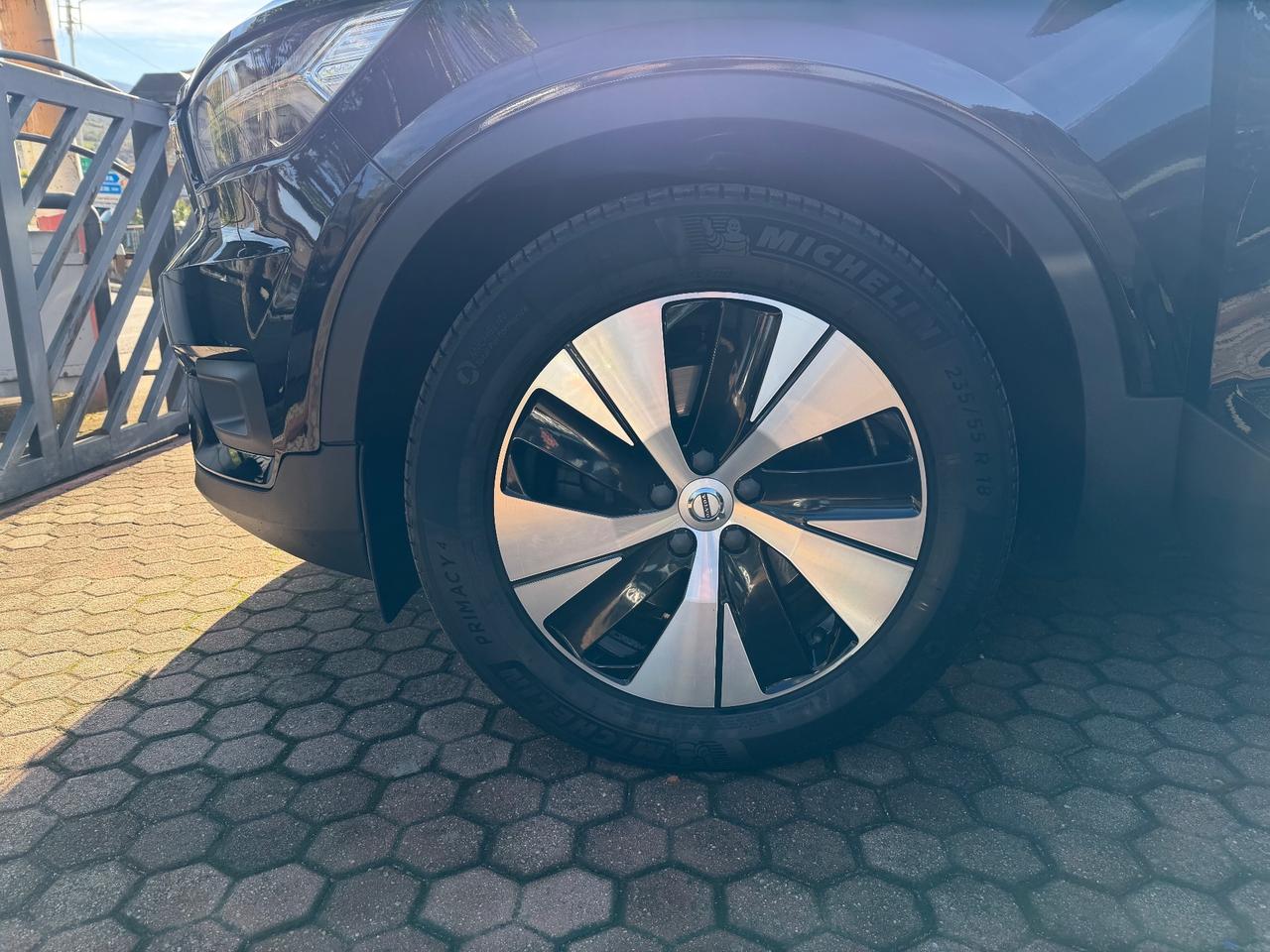 Volvo XC40 D3 AWD Geartronic Momentum Pro