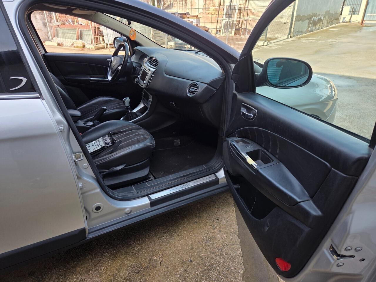 Lancia Delta 1.4 T-Jet 120 CV Platino Ecochic GPL