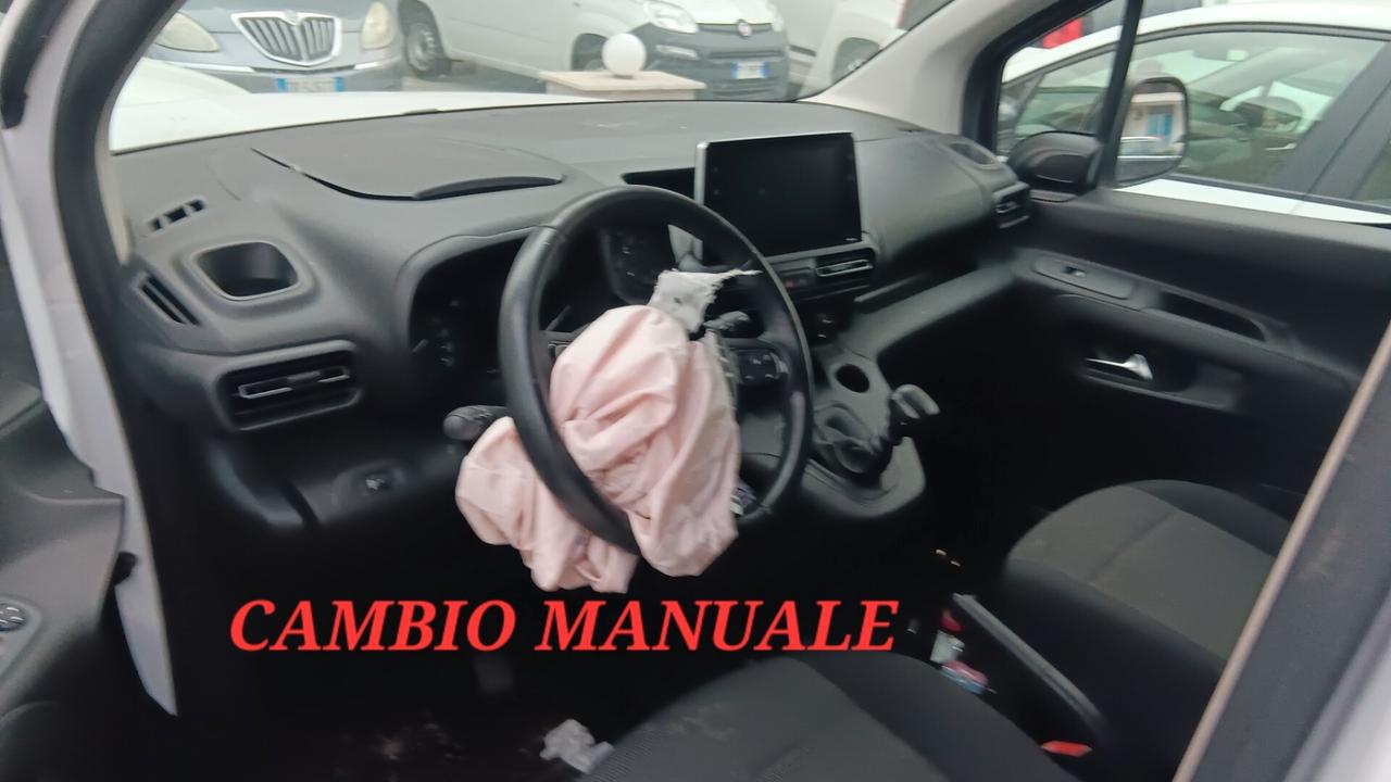 Fiat Doblò incidentata sinistrata mondialcars 024