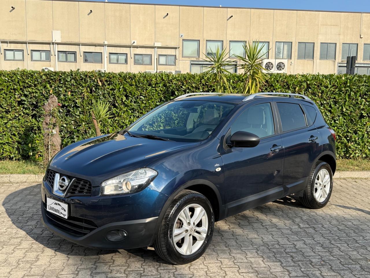 Nissan Qashqai 2.0 dCi 4x4 NAVI TETTO PANORAMICO
