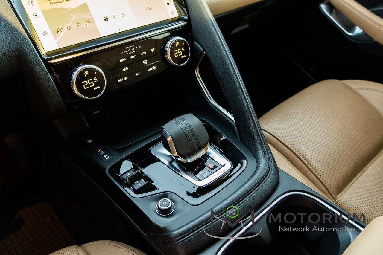 Jaguar E-Pace 2.0d i4 MHEV R-Dynamic 163cv