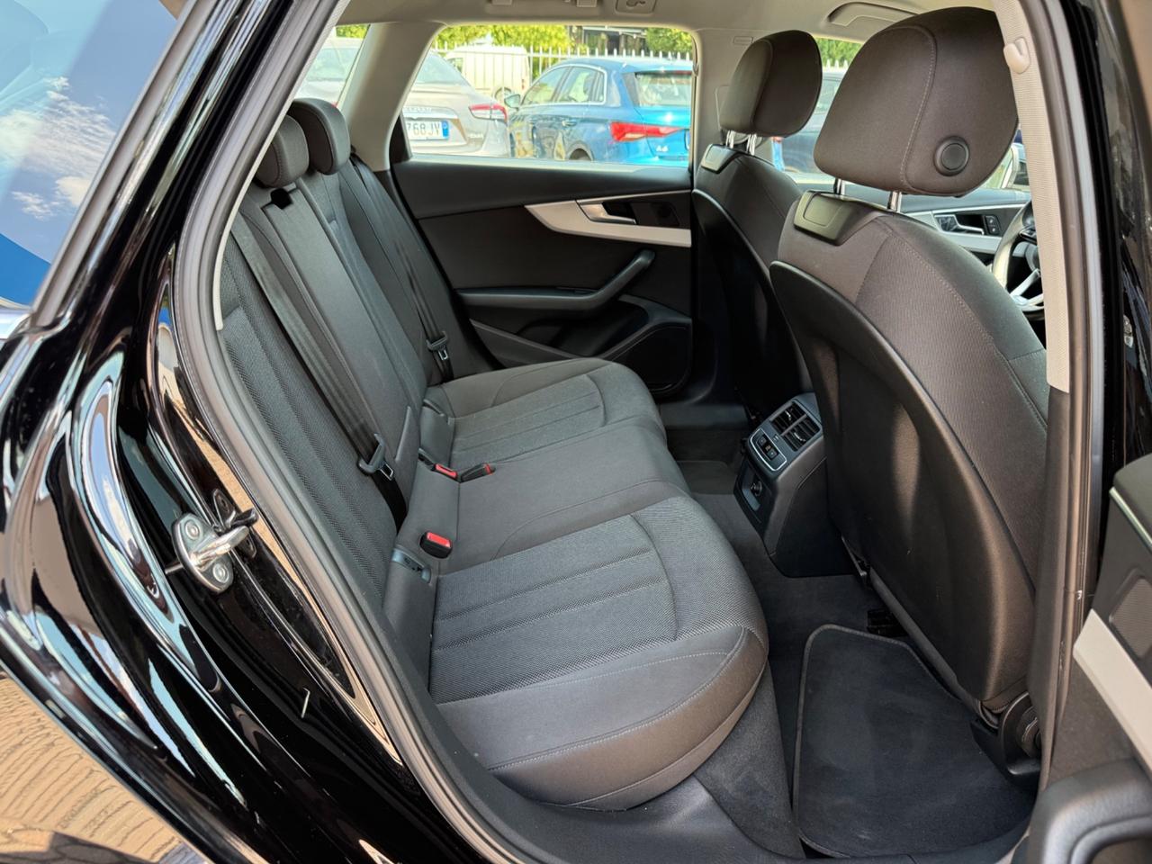Audi A4 35 TDI/163 CV S tronic Business