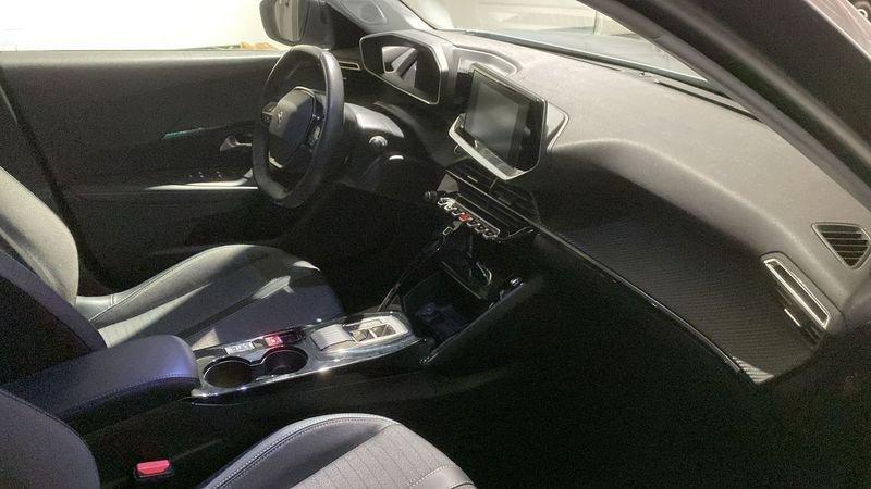 Peugeot 2008 2008 motore elettrico 136 CV Allure Pack