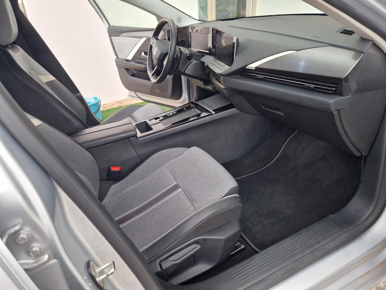 Opel Astra 1.5 Turbo Diesel 130 CV AT8 GS Line