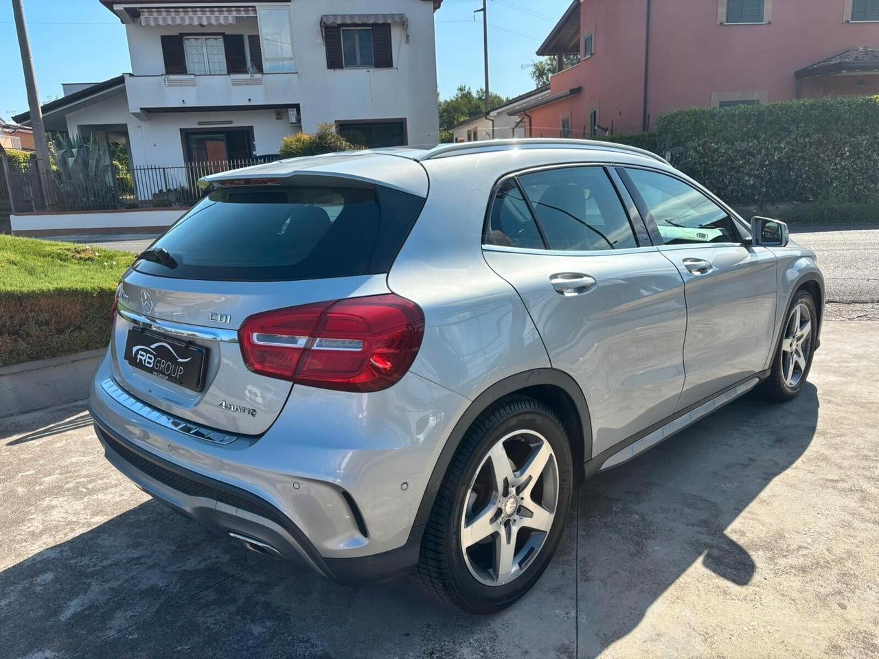 Mercedes-benz GLA 200 GLA 200 CDI Automatic 4Matic Premium " AMG"