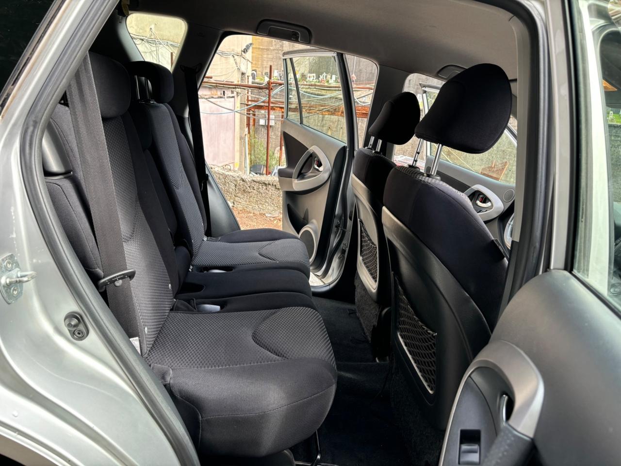 Toyota RAV 4 RAV4 2.0 aut. Luxury