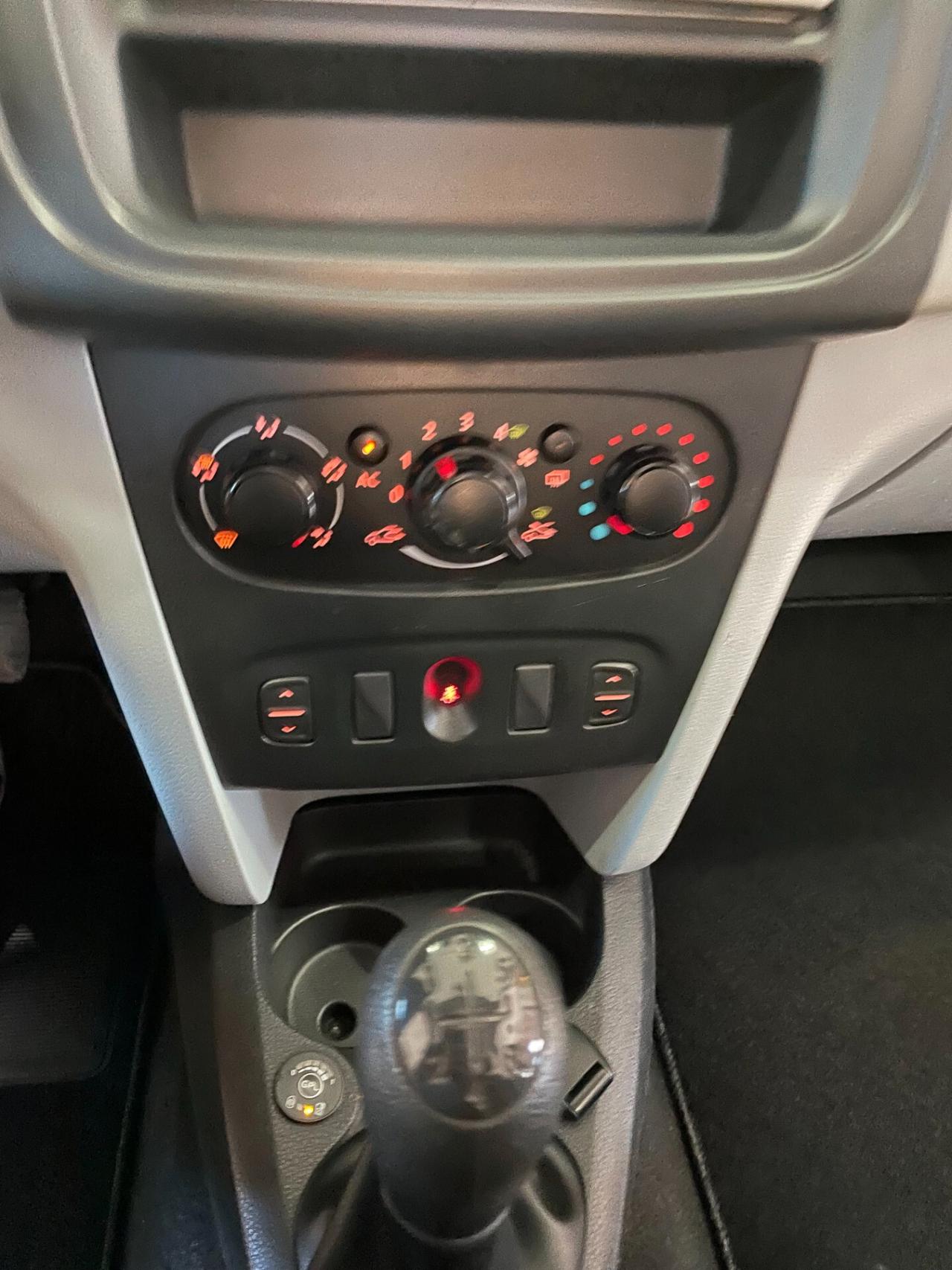 Dacia Sandero 1.2 GPL 72 CV Ambiance OK NEOPATENTATI