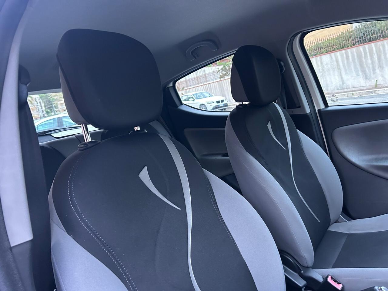 Lancia Ypsilon 1.2 benz ideale per neo patentati