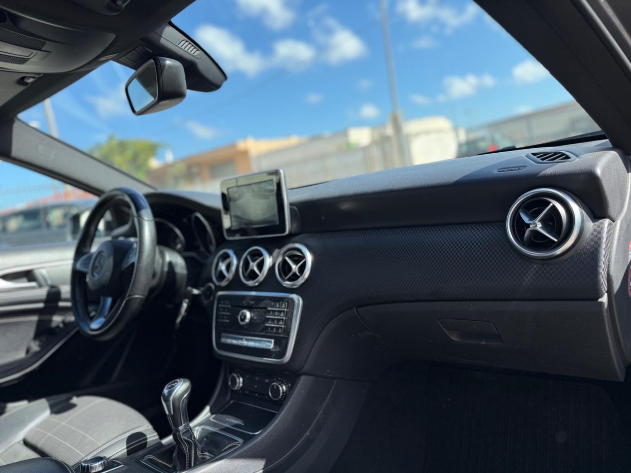 Mercedes-benz A 180 d Premium