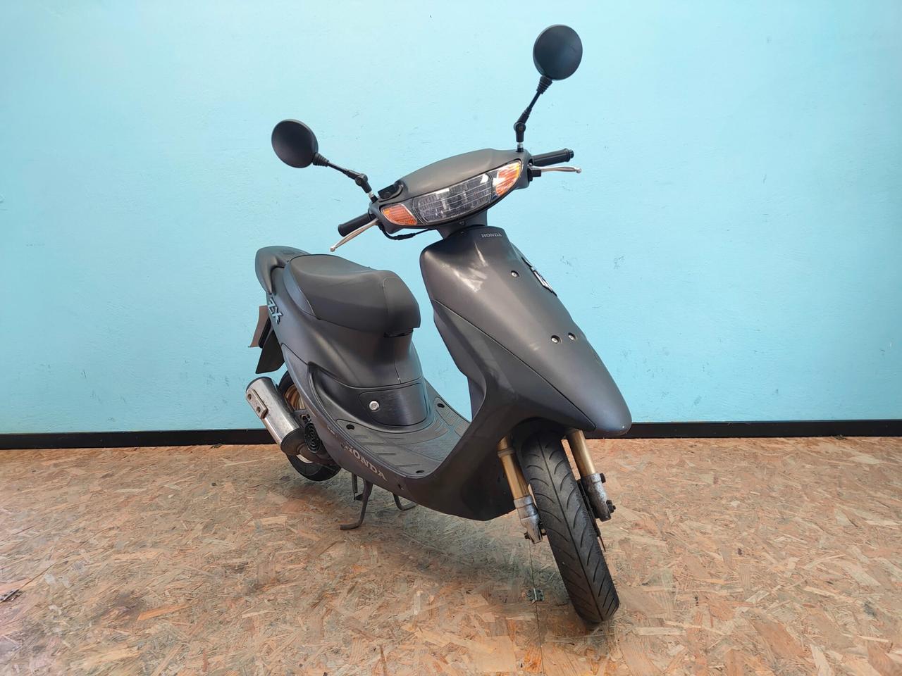 Honda Dio ZX 2 tempi soli 8688 km.