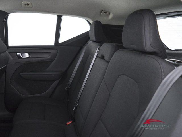 VOLVO XC40 T2 automatico Essential