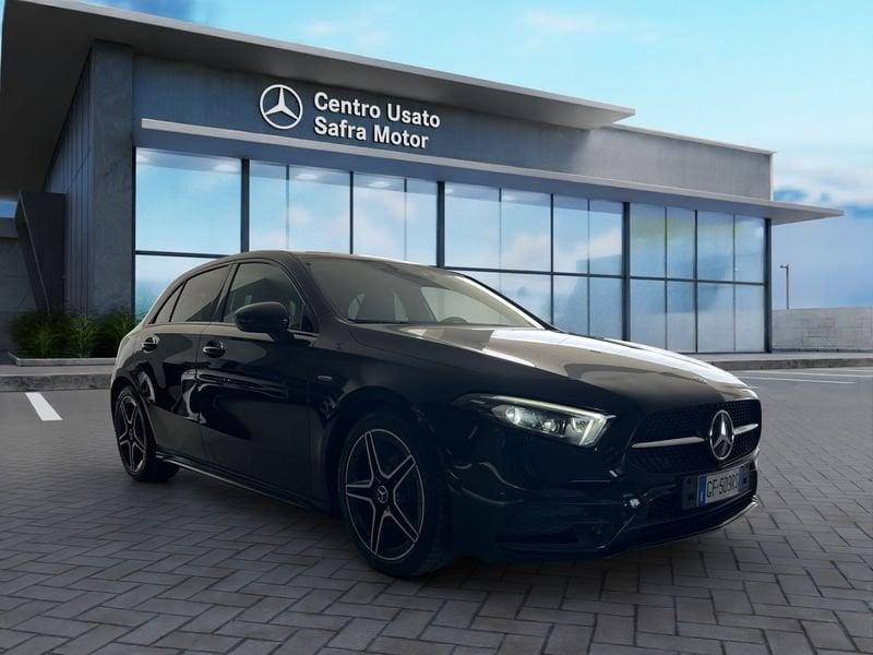 Mercedes-Benz Classe A A 180 d Premium Night edition auto