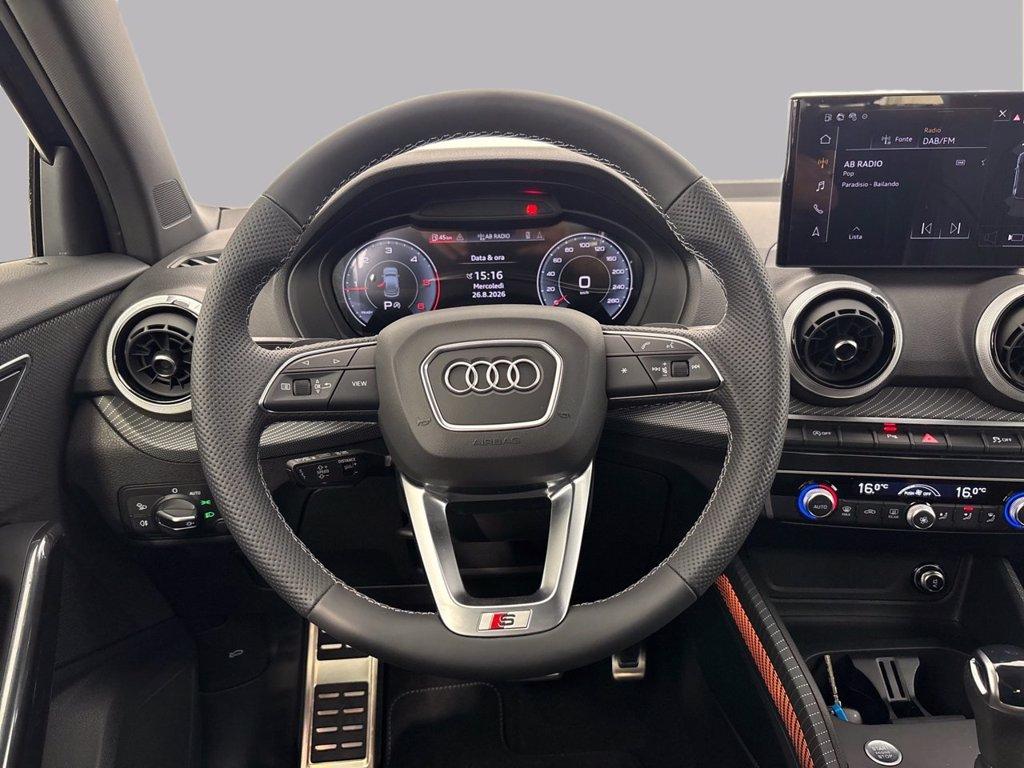 AUDI Q2 35 2.0 tdi identity black s-tronic del 2026