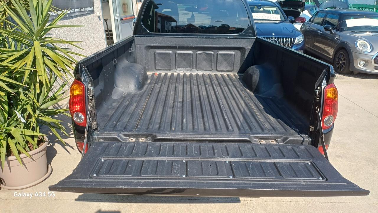 Mitsubishi L200 2.5 DI-D/136CV Double Cab Invite