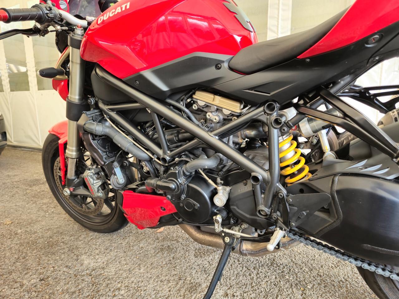 Ducati Streetfighter v2 110 KW 2010