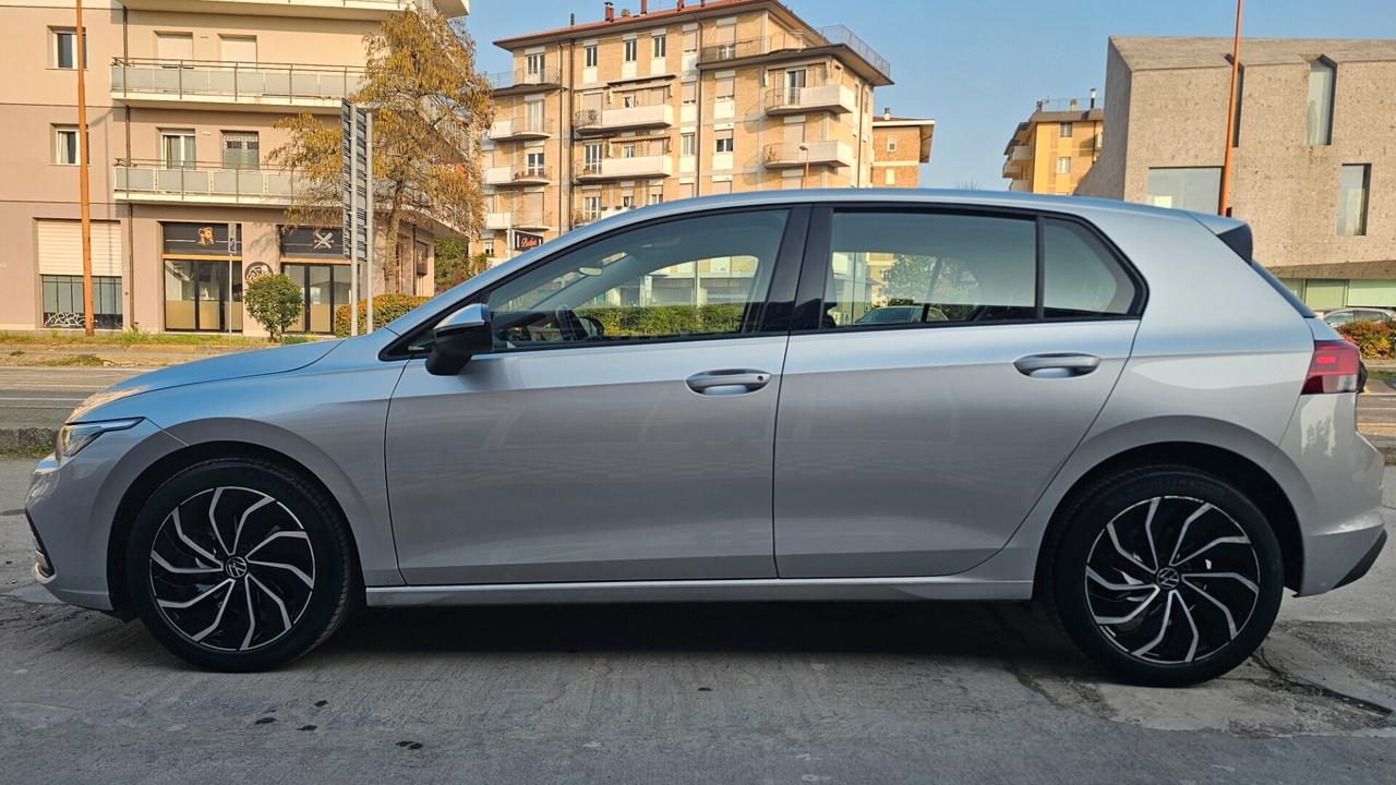 Volkswagen Golf 2.0 TDI 115 CV SCR Life