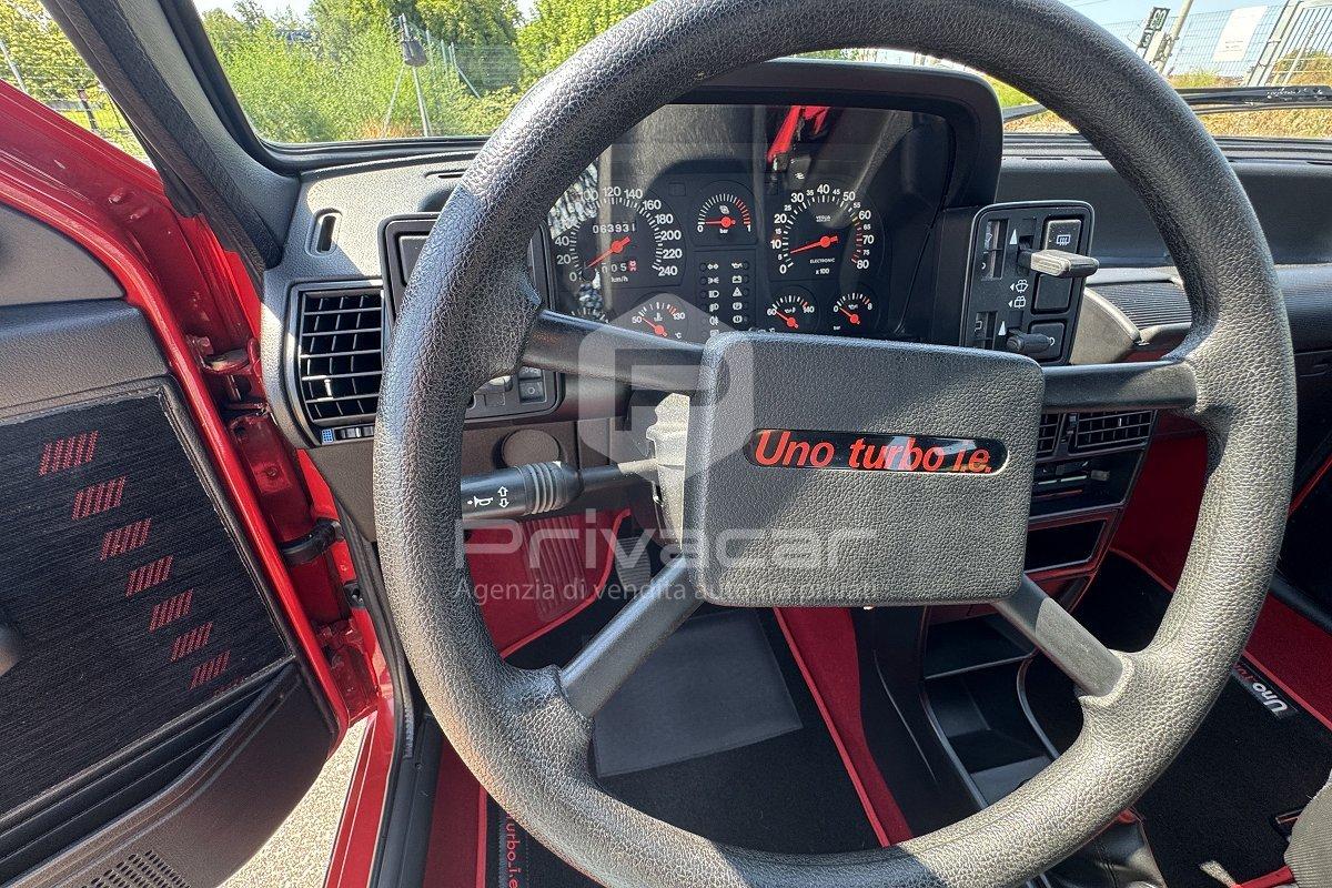 FIAT Uno turbo i.e. 3 porte