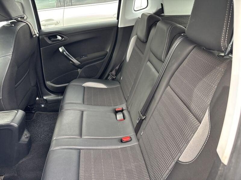 Peugeot 2008 2008 1.6 bluehdi Black Matt 100cv