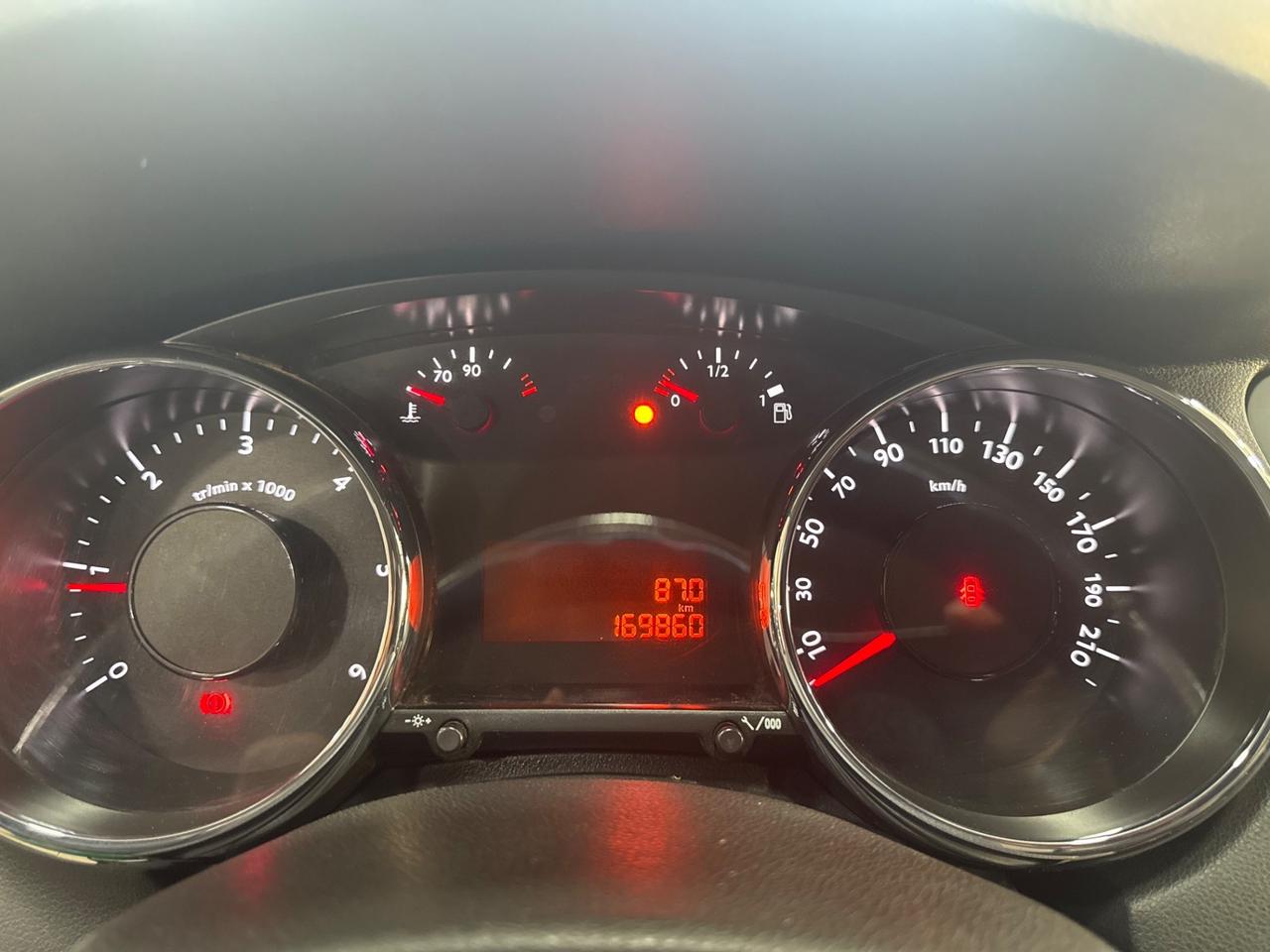 Peugeot 5008 1.6 hdi 2012 7 posti nuova