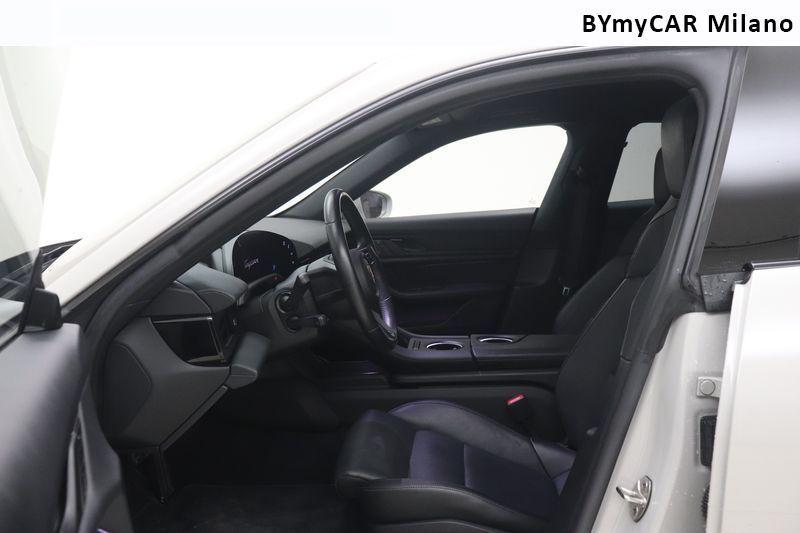 Porsche Taycan Cross Turismo 4S CVT