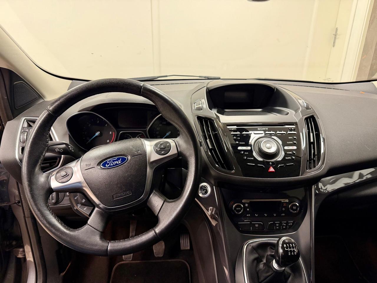 Ford Kuga 2.0 TDCI 140 CV 4WD Titanium