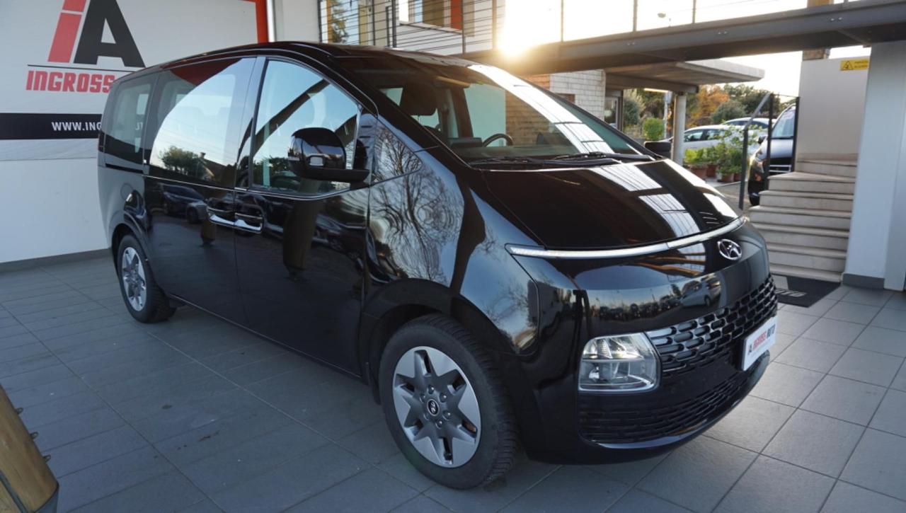 Hyundai STARIA 2.2 MT 2WD 9 posti Wagon