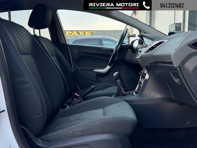 FORD Fiesta 1.4 5 porte Bz.- GPL Titanium