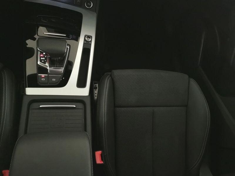 Audi Q5 Sportback 40 2.0 tdi mhev 12V S line quattro s-tronic