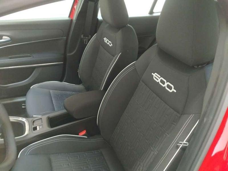 FIAT 600 1.2 hybrid Serie Speciale Icon 110cv auto