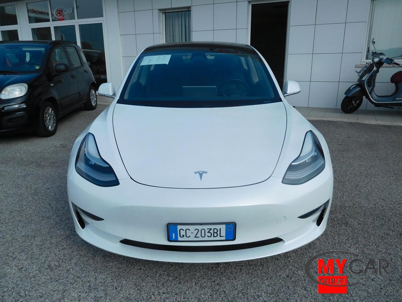Tesla Model 3 Long Range Performance AWD