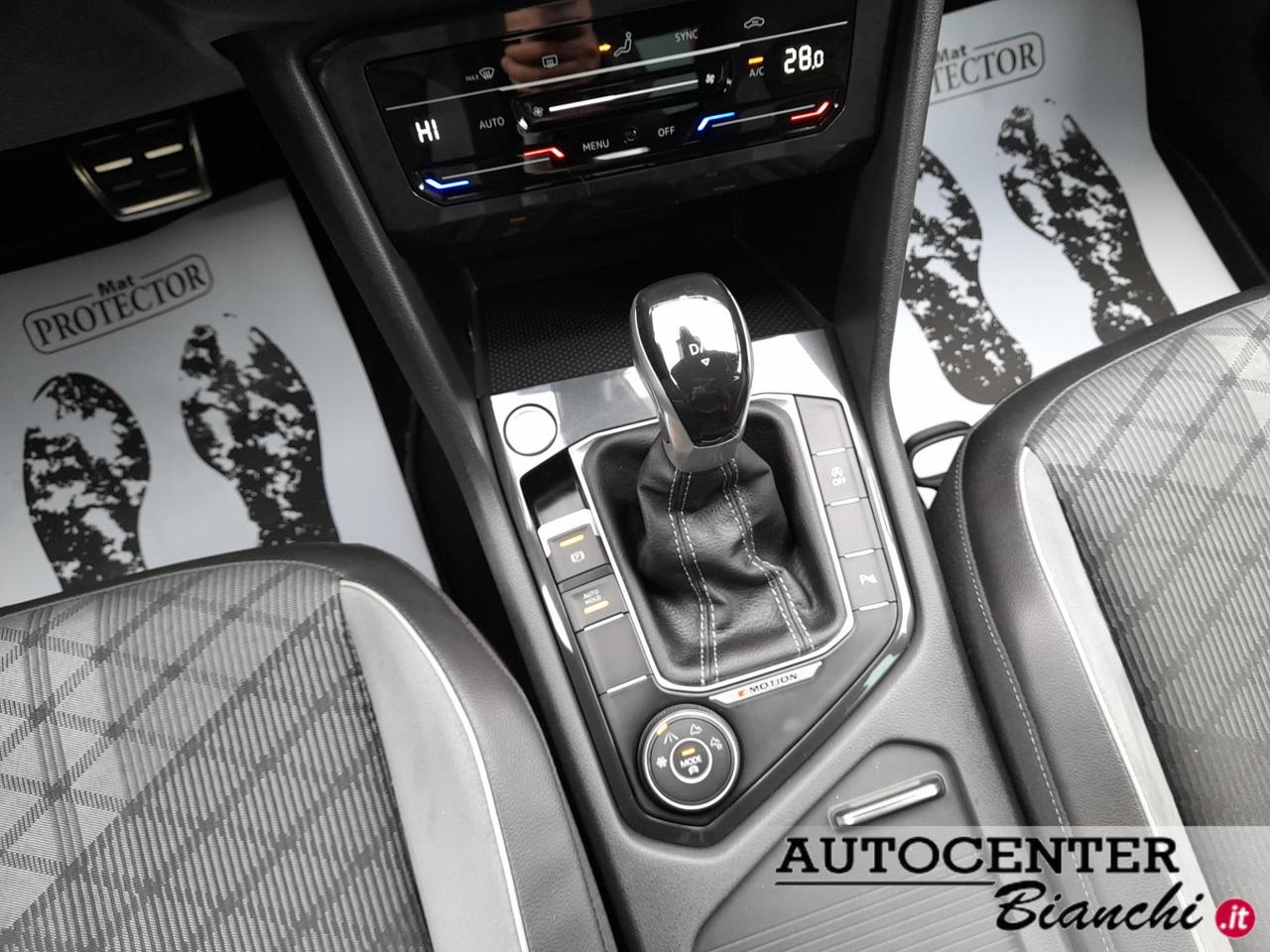 Volkswagen Tiguan 2.0 tdi R-Line 4motion 150cv dsg