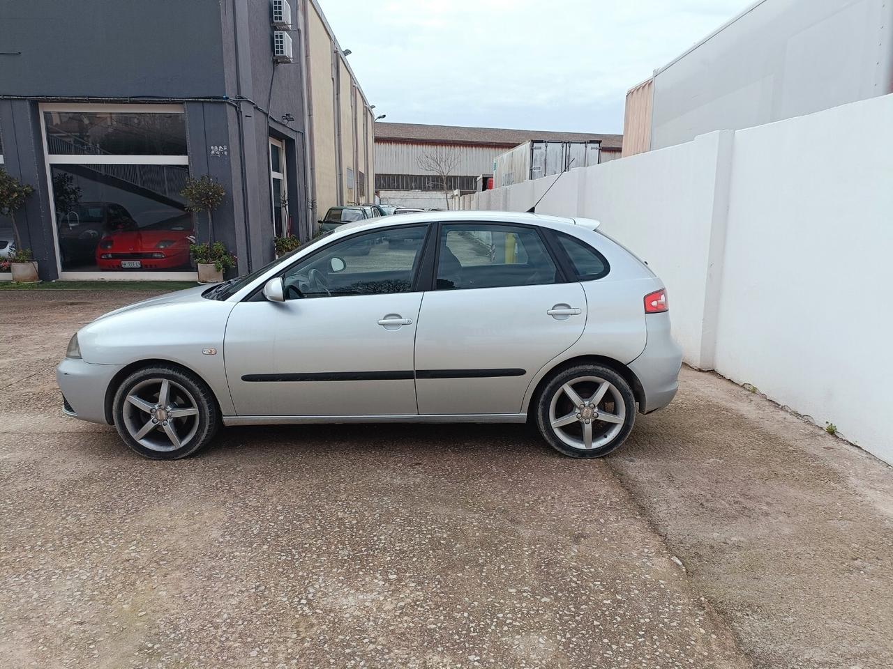 Seat Ibiza 1.4 TDI 80CV 5p. Stylance