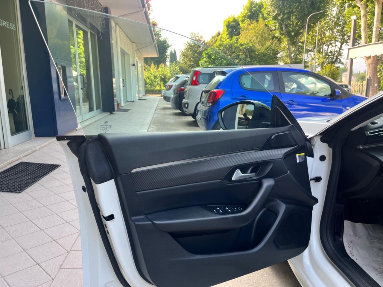 Peugeot 508 BlueHDi 130 Stop&Start EAT8 SW Allure Pack