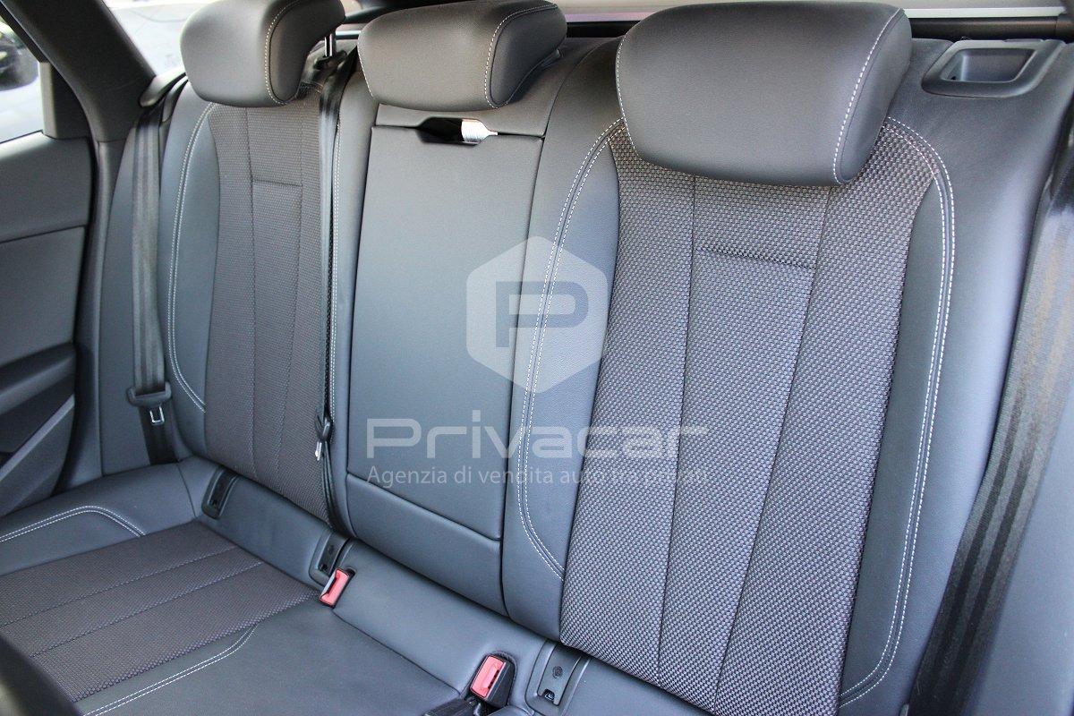 AUDI A4 Avant 35 TDI/163 CV S tronic S line edition