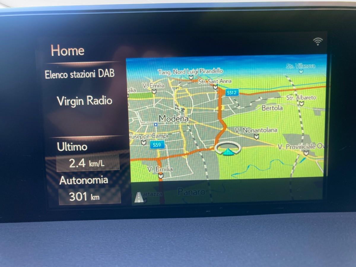 LEXUS UX 250h 2.0 Business 2wd cvt